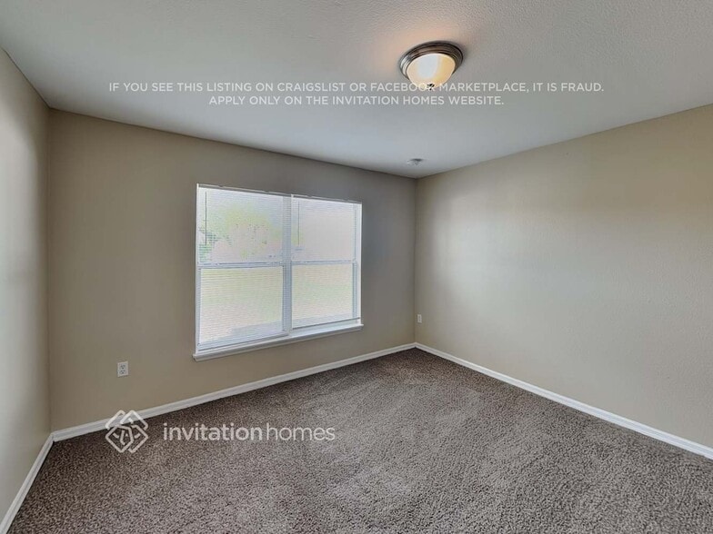 Building Photo - 530 Peace Dr