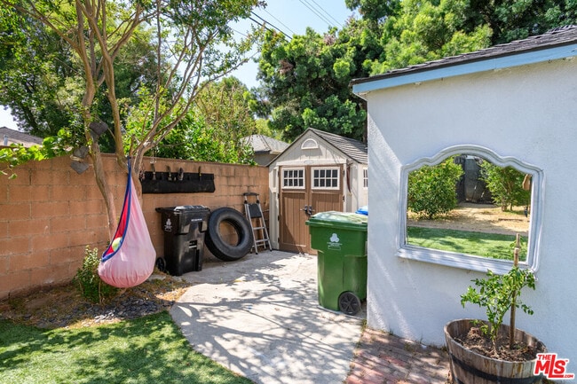 Building Photo - 6601 Rubio Ave