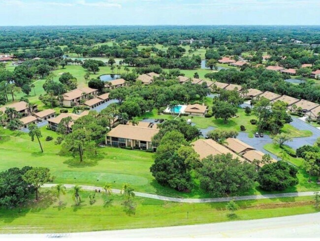 Building Photo - 5767 Avista Dr