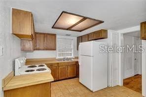 Building Photo - 7420 Bay Dr