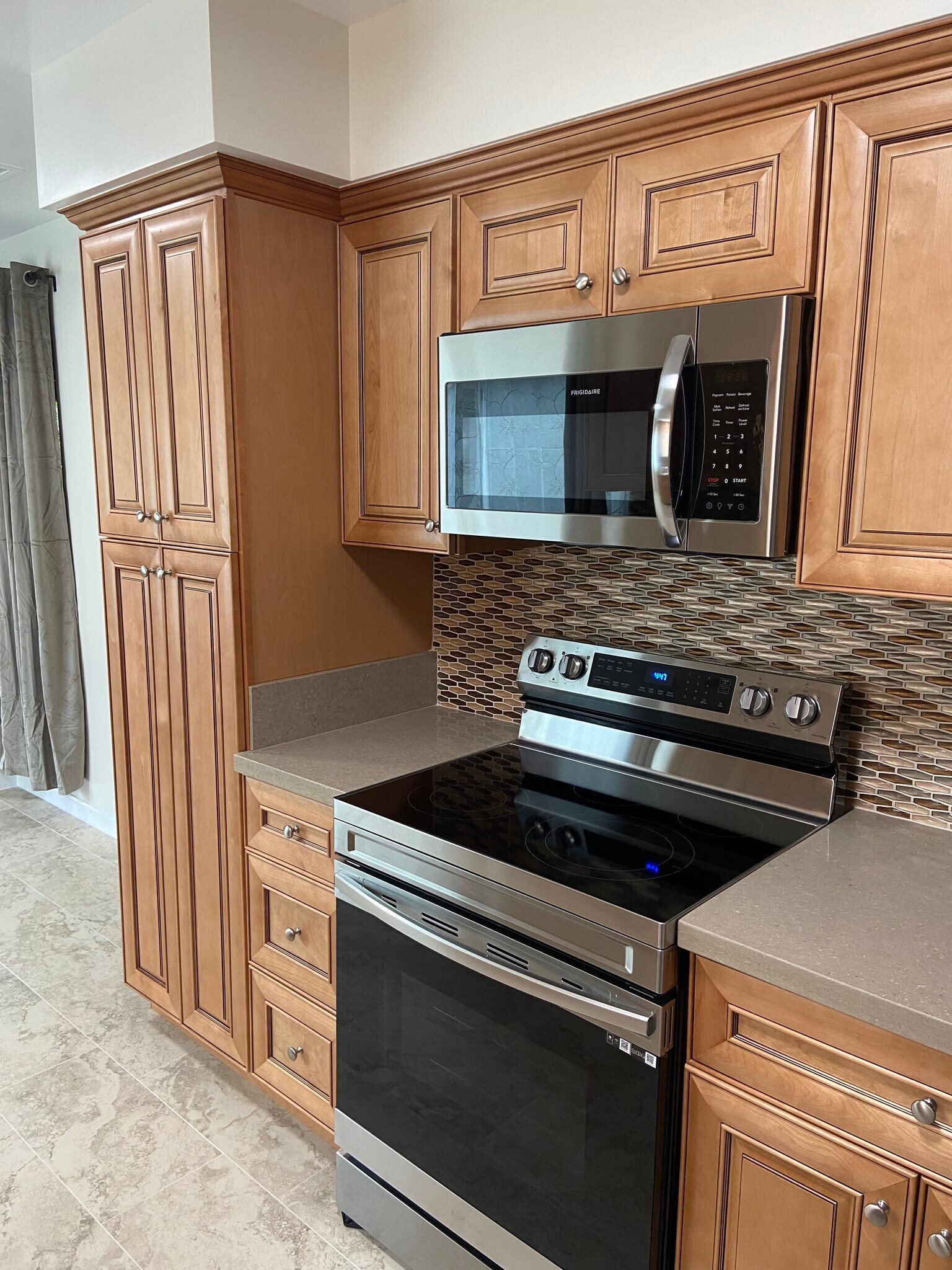 kitchen - 1161 W Duarte Rd