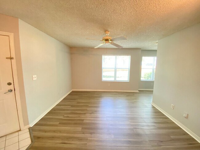 Building Photo - 5701 Gatlin Ave