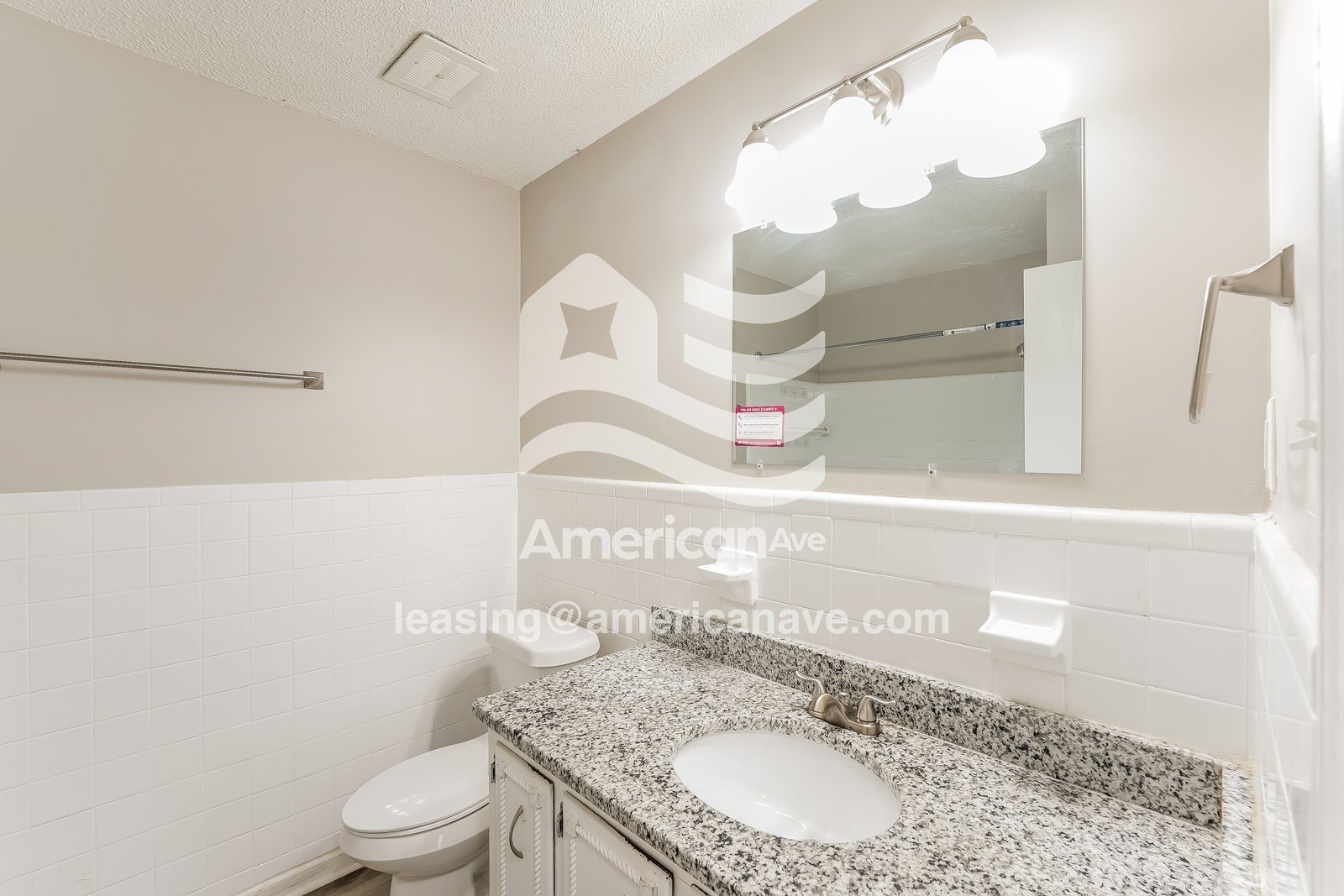 Building Photo - 1657 Azalea Dr
