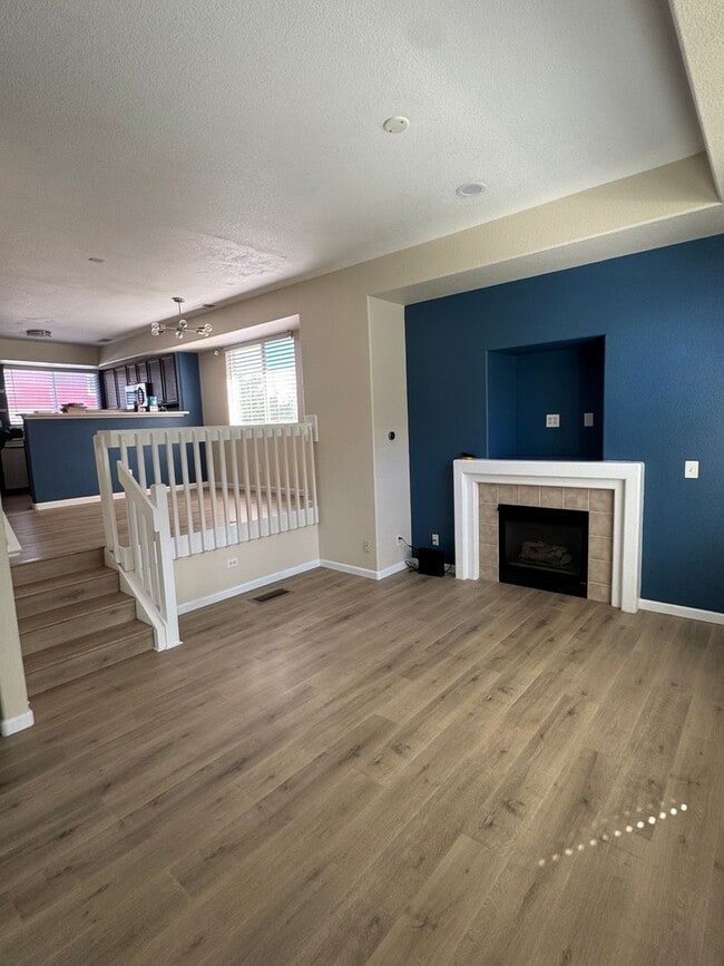 Building Photo - Charming 2BR Townhome in Brighton