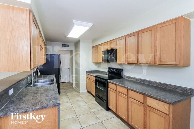Building Photo - 2515 N 68th St