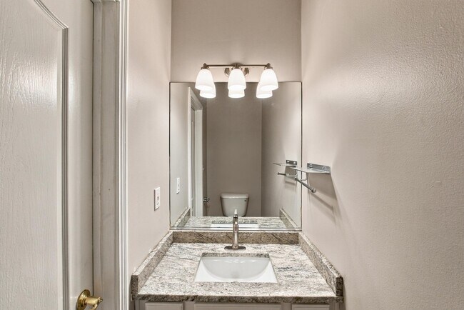 Building Photo - 3265 Marston Pl