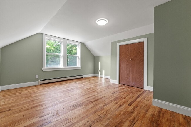 Building Photo - 3 Providence Hill Rd