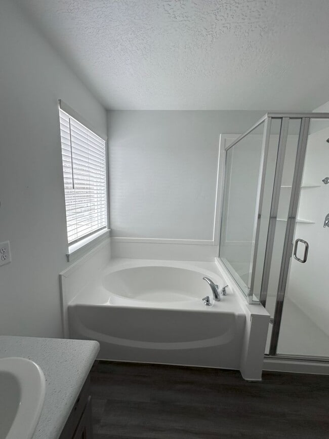 Building Photo - BEAUTIFUL 3-BEDROOM 2.5 BATH TOWNHOME FOR RENT