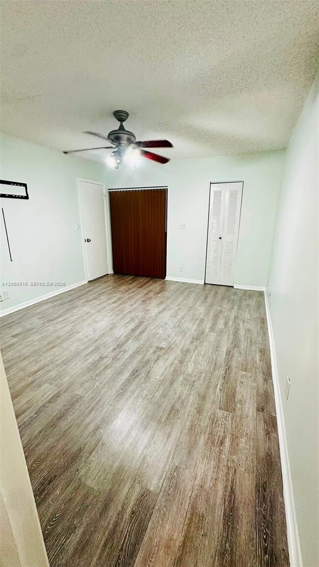 Building Photo - 2091 Coral Ridge Dr
