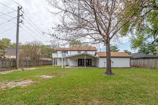 Building Photo - 8310 Argentina St