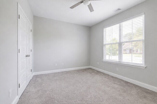 Building Photo - 106 Cobbleton Dr