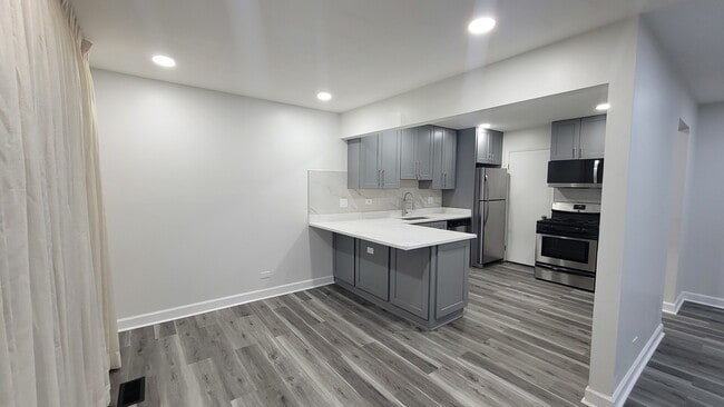 Building Photo - 378 Sandalwood Ln