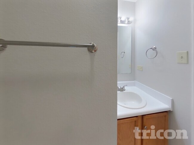 Building Photo - 11811 Wapiti Way