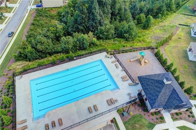 Building Photo - 2017 Yvette Wy