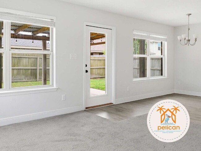 Building Photo - 4 Bedroom House for Rent in Pensacola, FL 32506