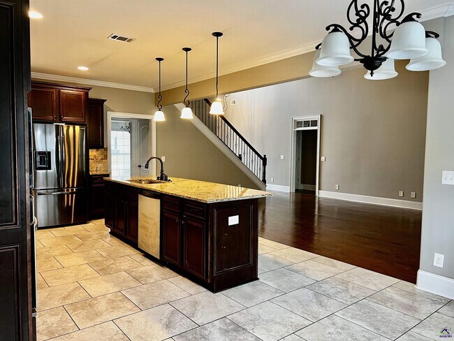 Building Photo - 609 Cannock Ct