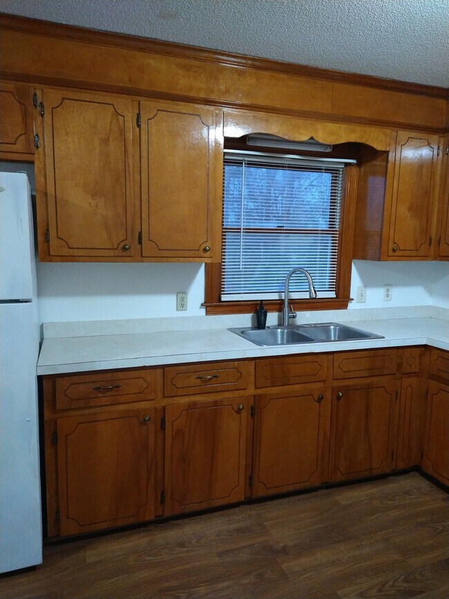 Building Photo - 8813 US-64