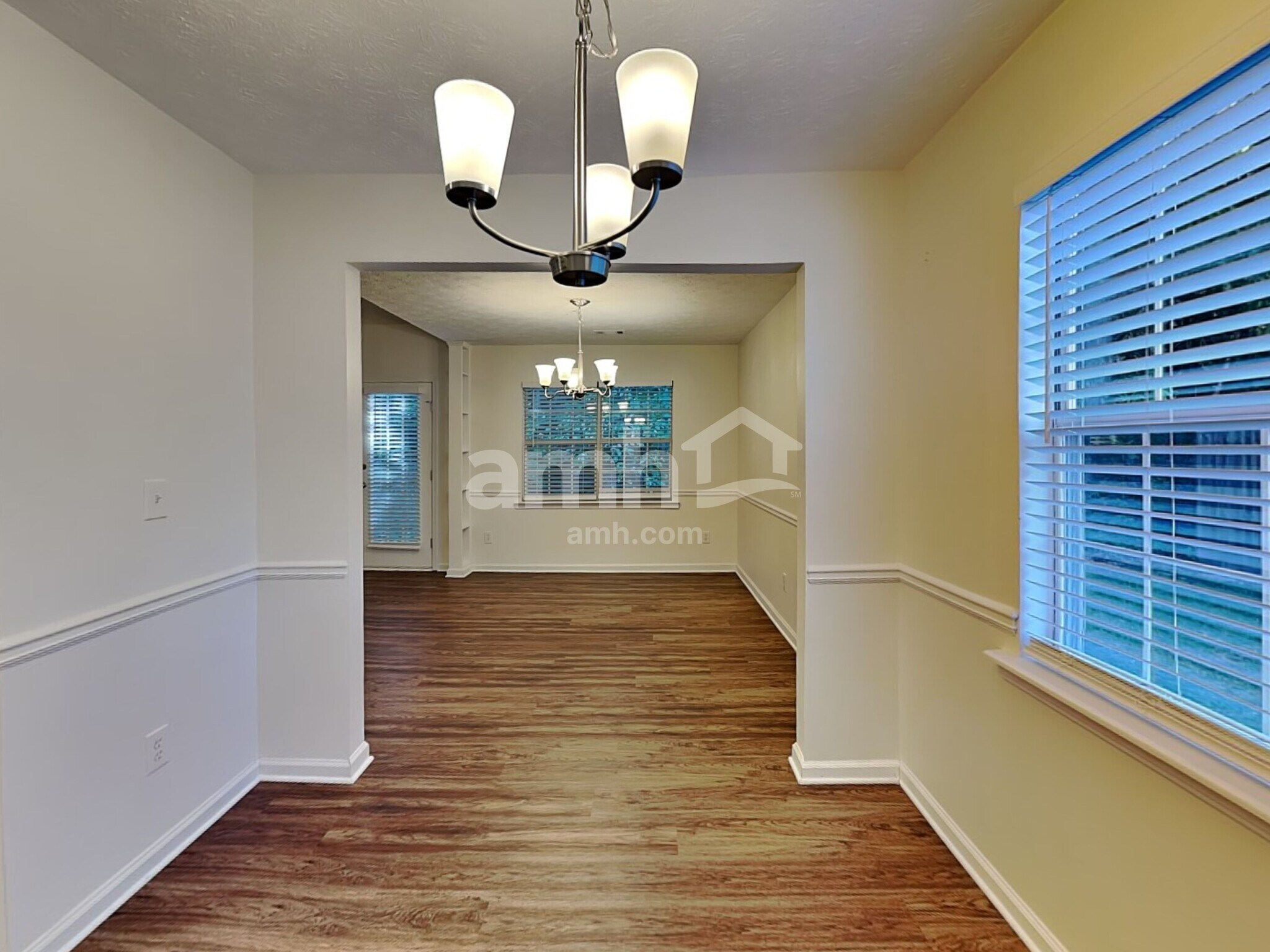 Building Photo - 755 Allen's Landing Dr SE