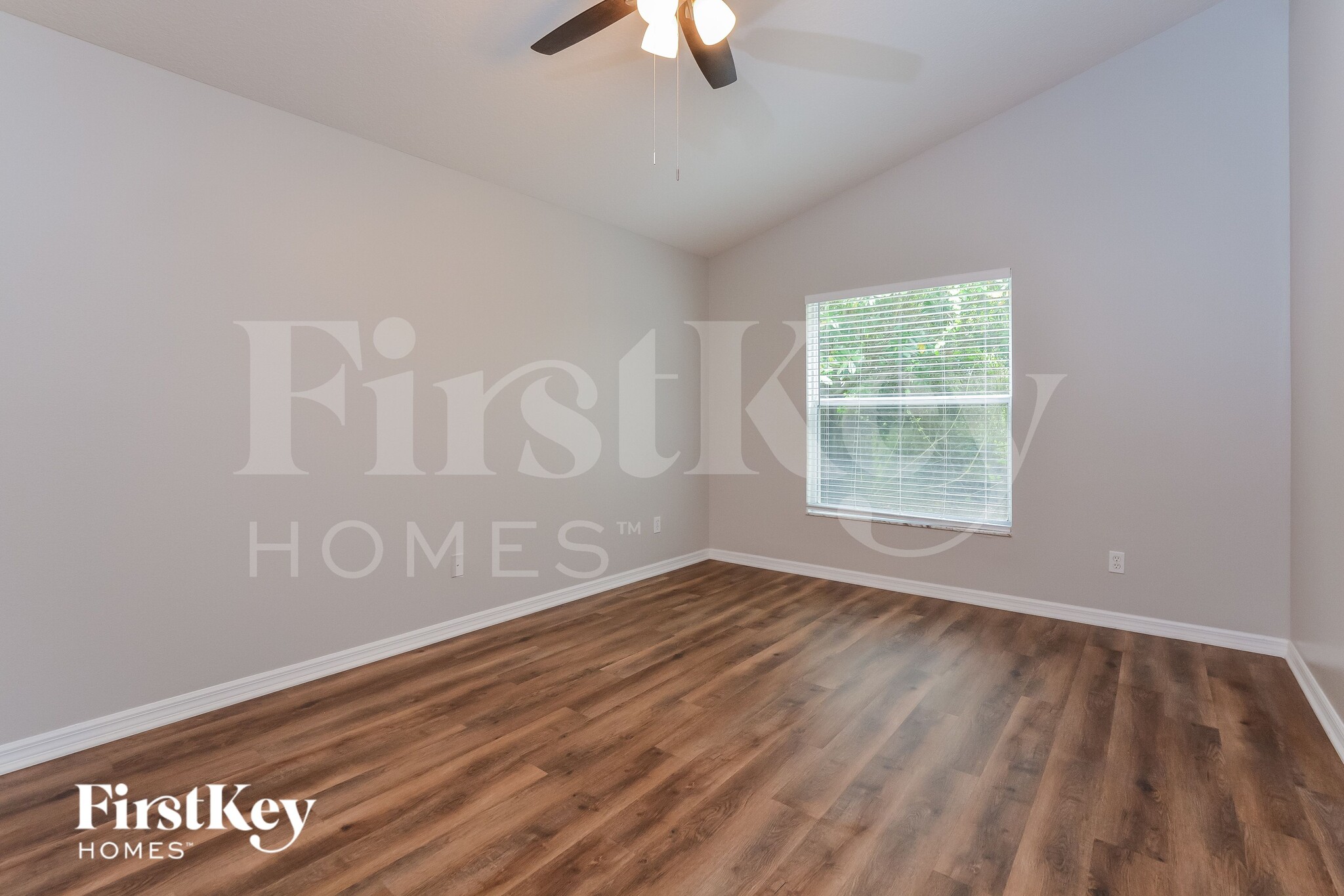 Building Photo - 284 Kettering Rd