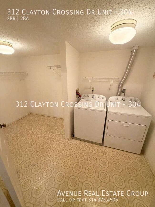 Building Photo - 312 Clayton Xing Dr