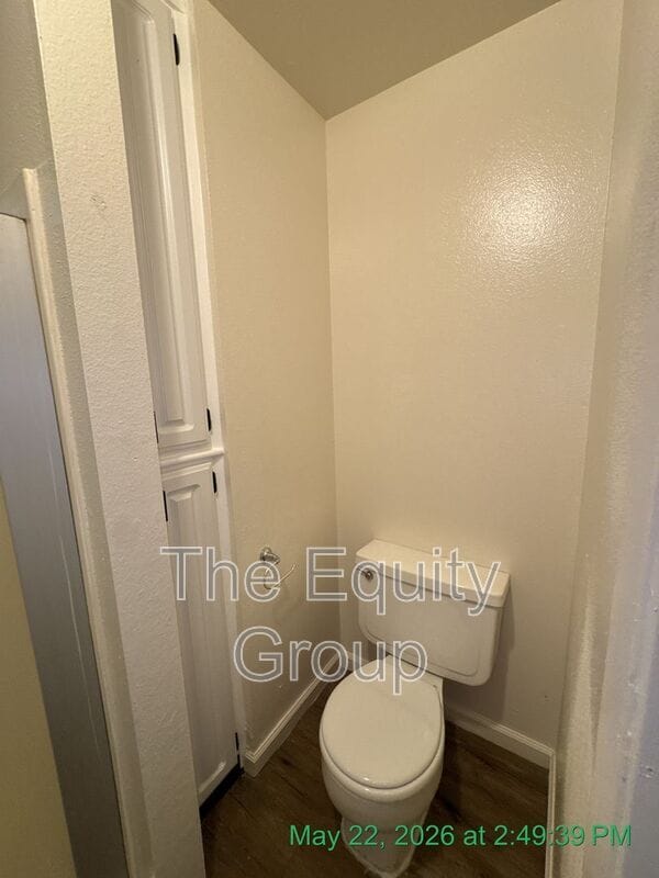 Building Photo - 150 S Peppertree St