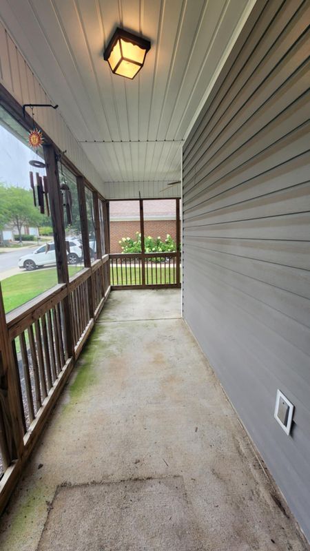Building Photo - 299 High Ridge Dr