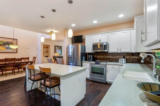 Building Photo - Elegant 3 Bedroom Home in Harbor Crossing ...