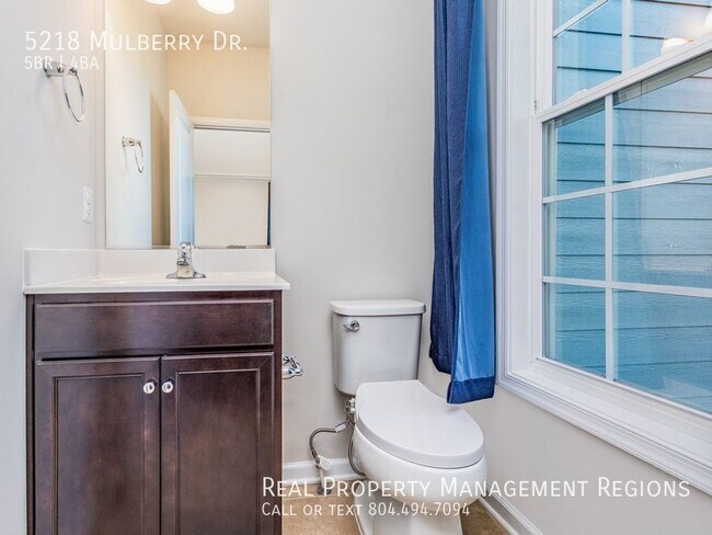 Building Photo - 5218 Mulberry Dr