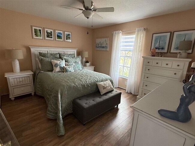 Building Photo - 4147 La Pasida Ln