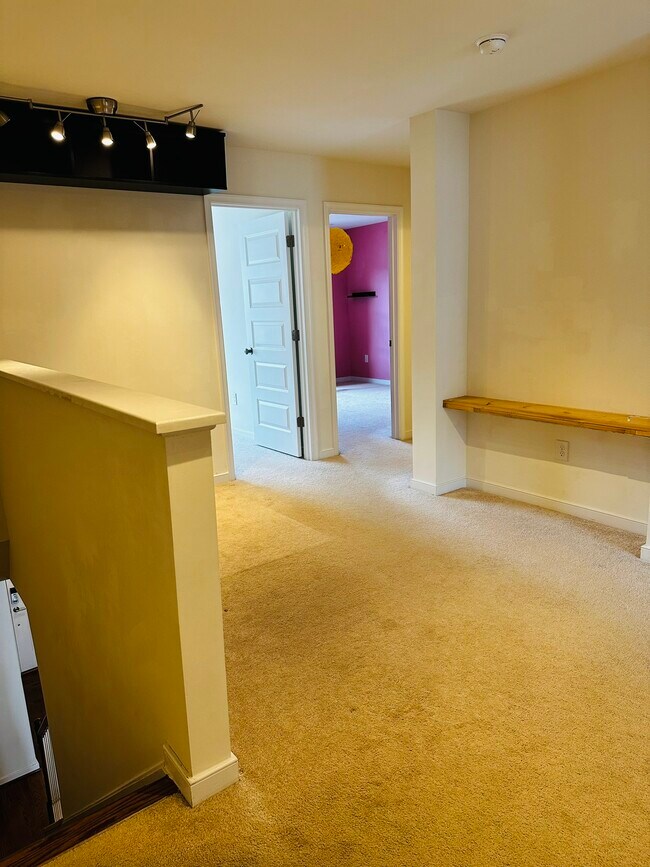 Building Photo - 5604 Benoni Ct