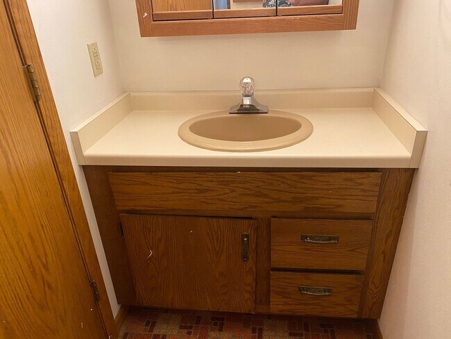 Building Photo - 4407-4409 Forest Valley Rd