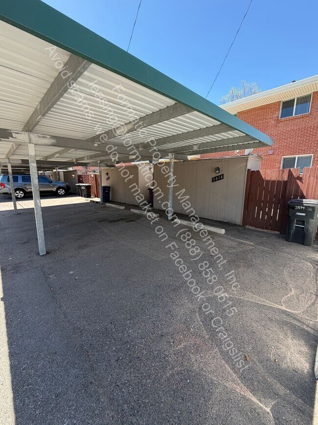 Building Photo - 3814 S Yosemite St