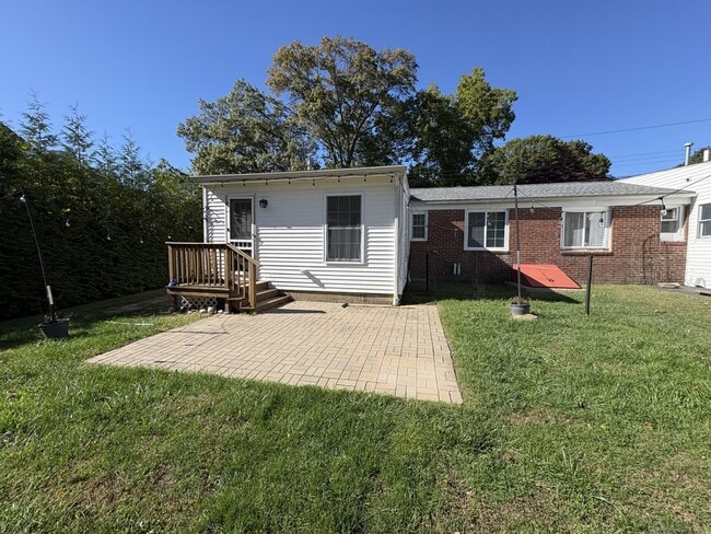 Building Photo - 13 Beacon View Dr