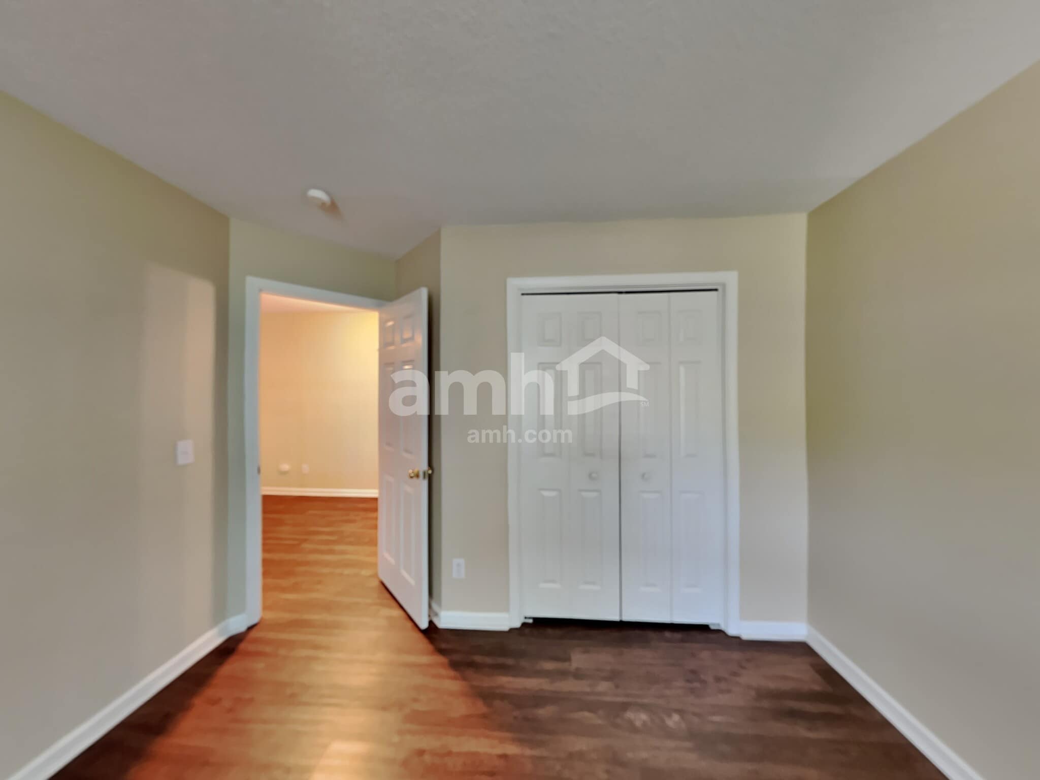 Building Photo - 7117 Daerwood Pl