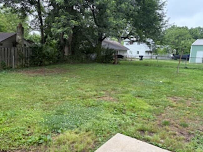 Building Photo - Cute 3 Bedroom, 1.5 Bathroom Home