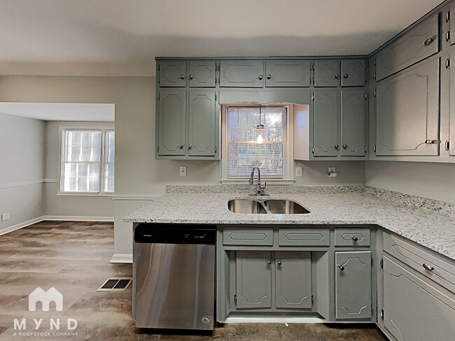 Building Photo - 1191 Timbercrest Dr
