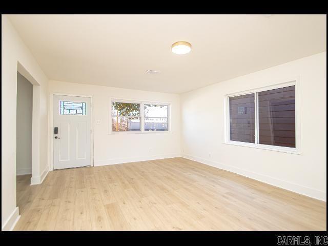 Building Photo - 117 Mitcham Rd