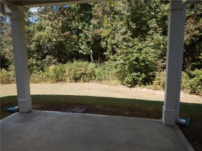 Building Photo - 720 Country Ridge Dr