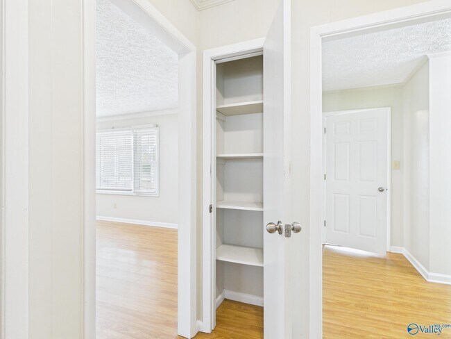 Building Photo - 9234 Segers Rd