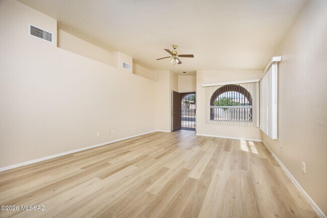 Building Photo - 12253 N Brightridge Dr