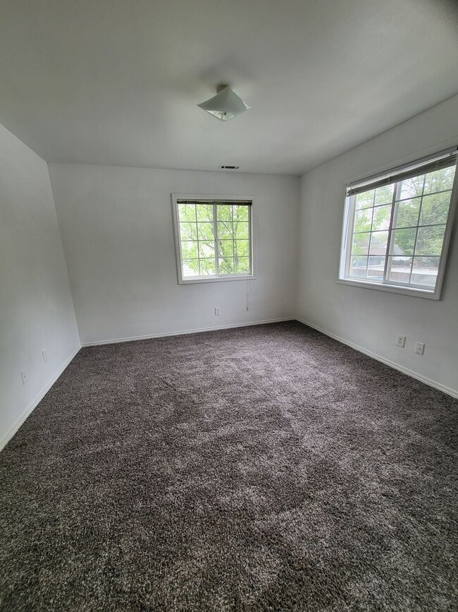 Building Photo - Cute Boise apartment