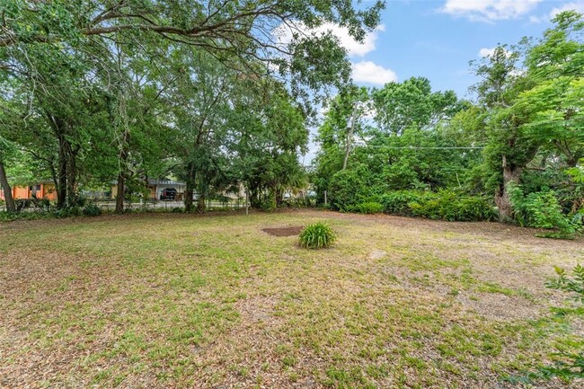 Building Photo - 2503 Highlawn Ave