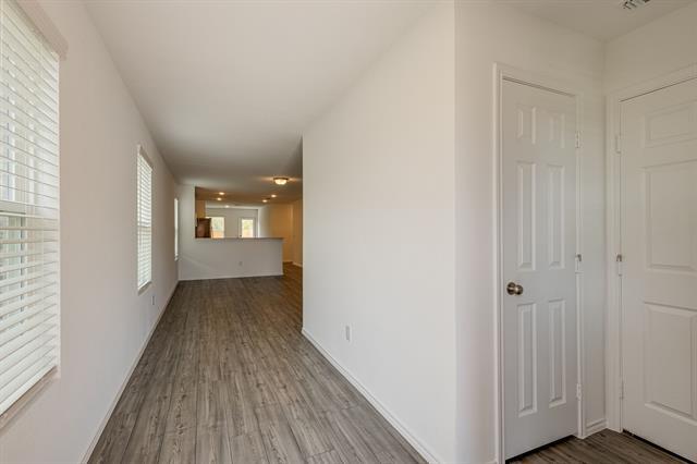 Building Photo - 486 Lake Erie Dr