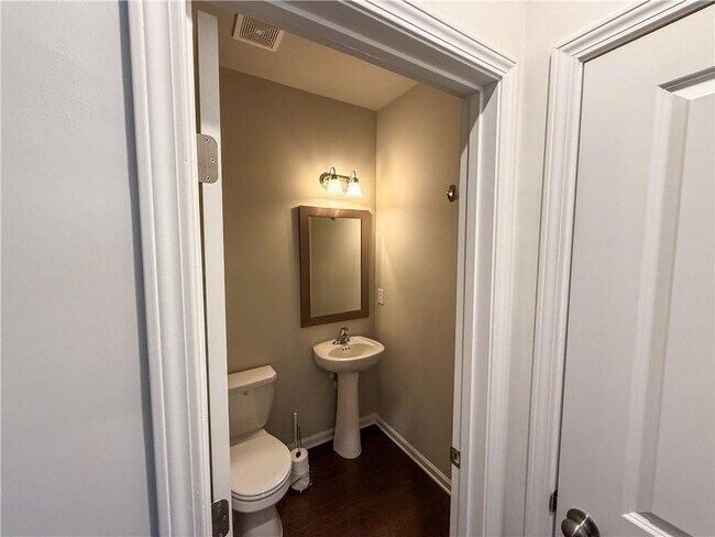 Building Photo - 2452 Coosa Vly