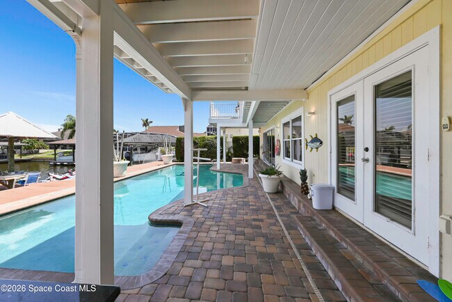 Building Photo - 2230 Sykes Creek Dr