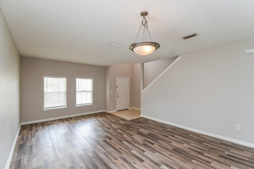 Building Photo - 7242 Rampart Ridge Cir W