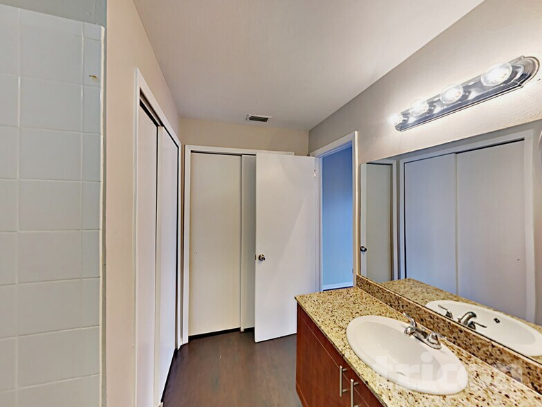 Building Photo - 217 Belfort Pl