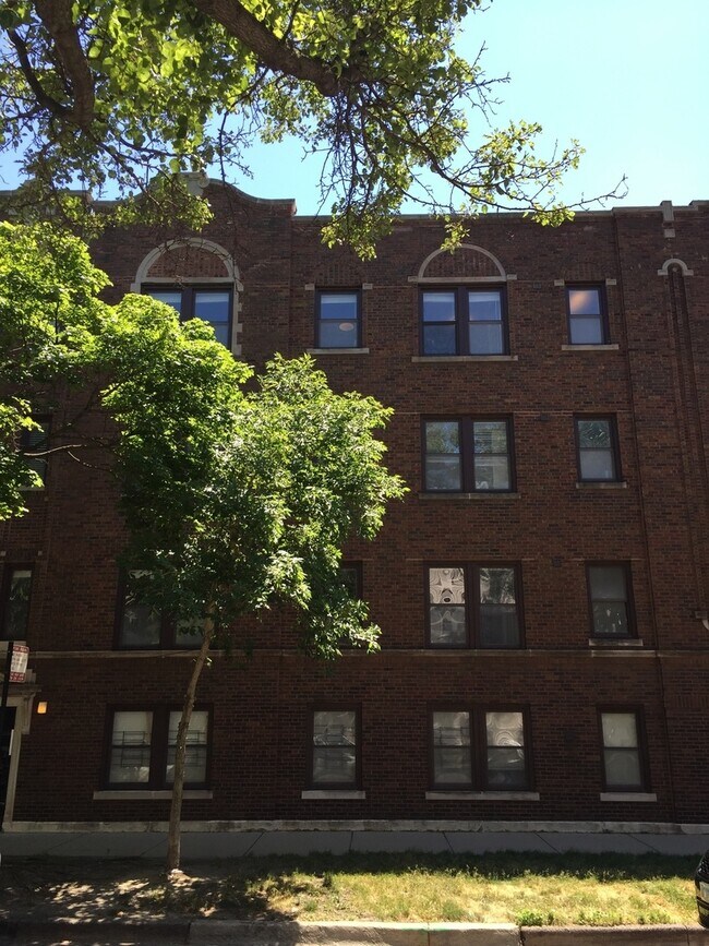 Primary Photo - 1255 W Henderson St