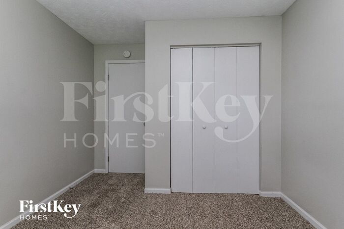 Building Photo - 5961 Brouse Dr