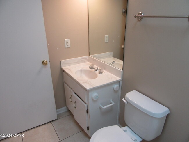 Building Photo - 1601 Louisiana Ave